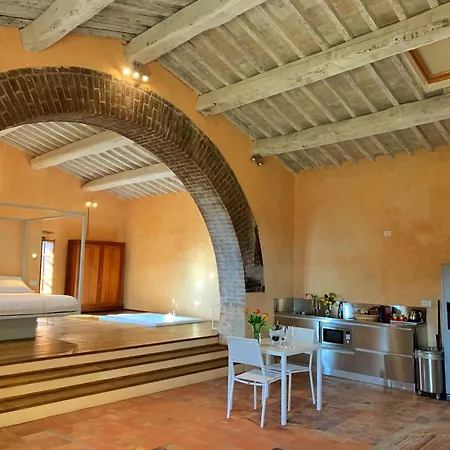 Monastero Sant'anna In Camprena Lantgård *