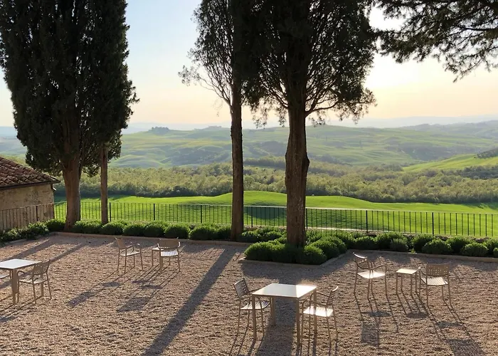 Monastero Sant'anna In Camprena * פיינצה