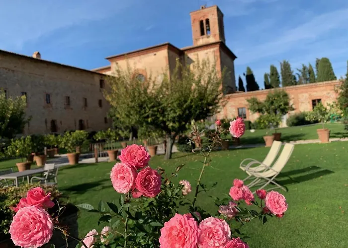 בית חווה Monastero Sant'anna In Camprena פיינצה