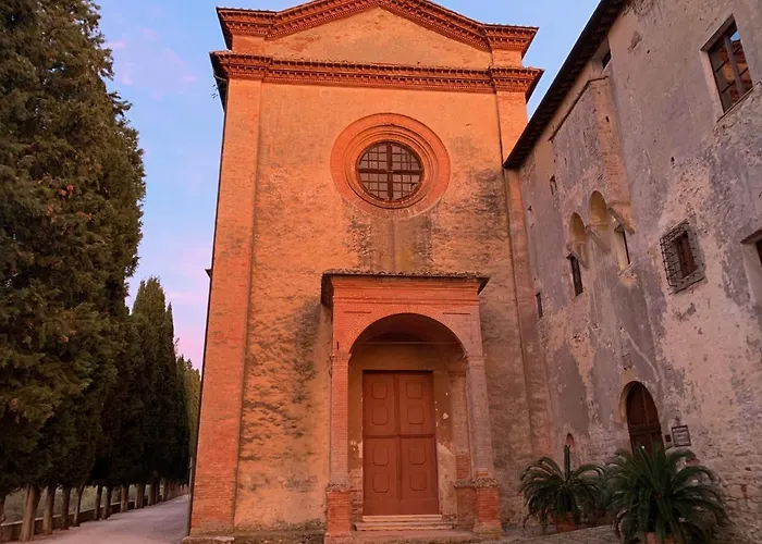 Monastero Sant'anna In Camprena * פיינצה
