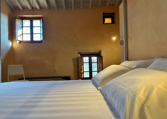 Monastero Sant'anna In Camprena *