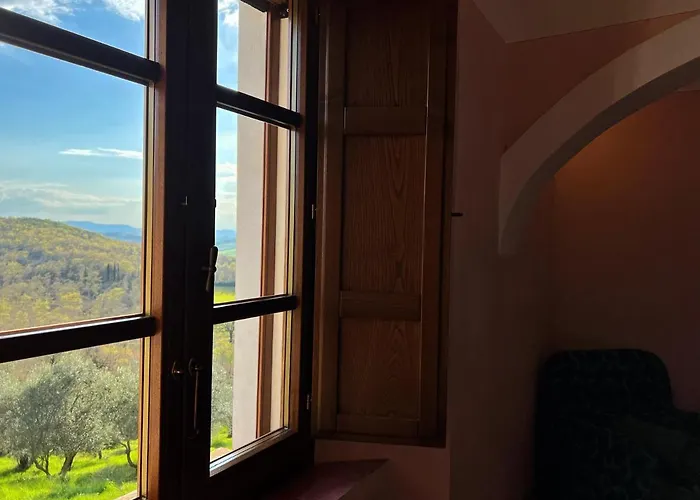 Monastero Sant'anna In Camprena *